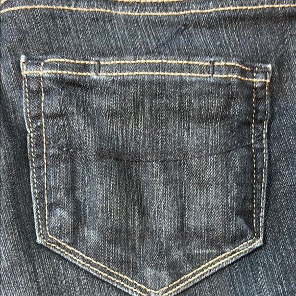 π Discover timeless elegance with these PAIGE Hidden Hills Straight Jeans! π - Picture 8 of 16